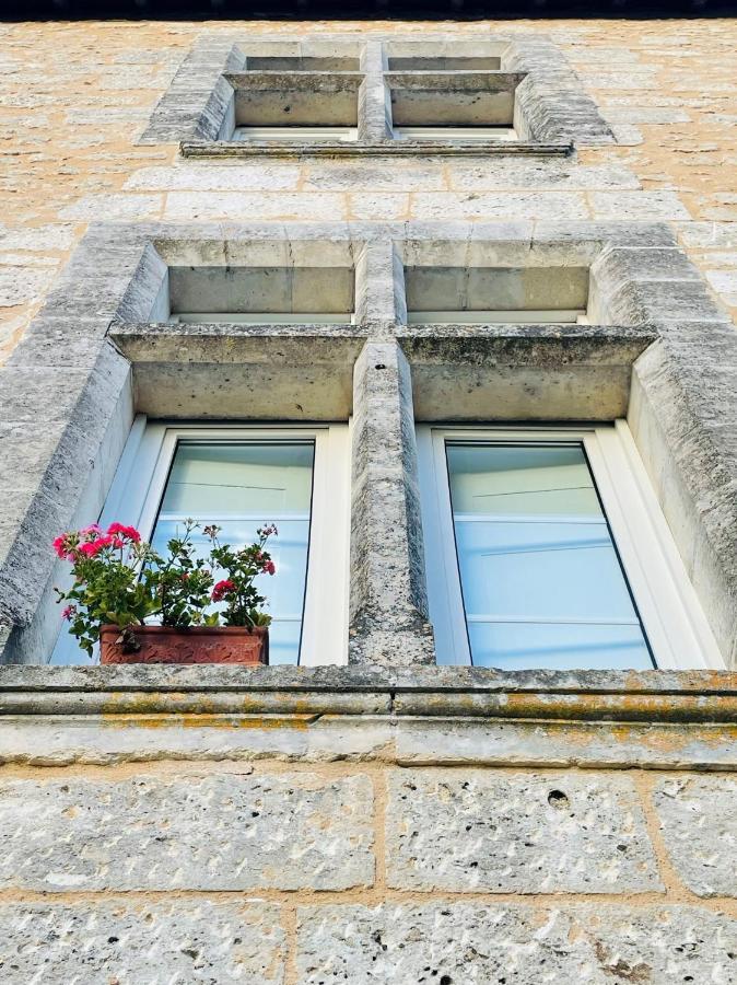 Bed and Breakfast Maison Du Roc Champagnac-de-Bélair Exterior foto